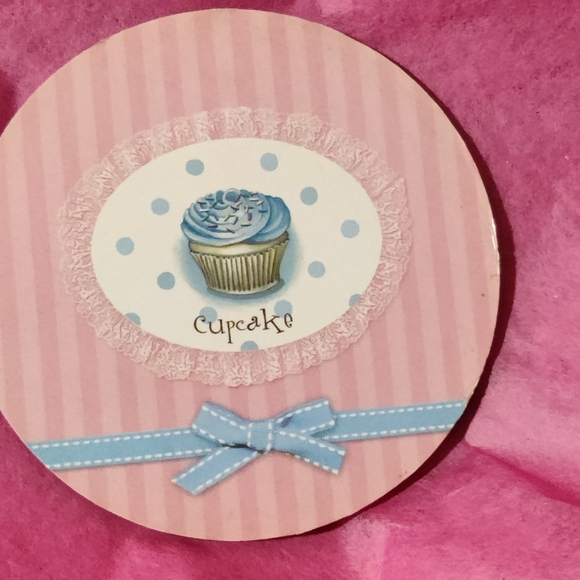 Magnets! - Picture 2 of 7